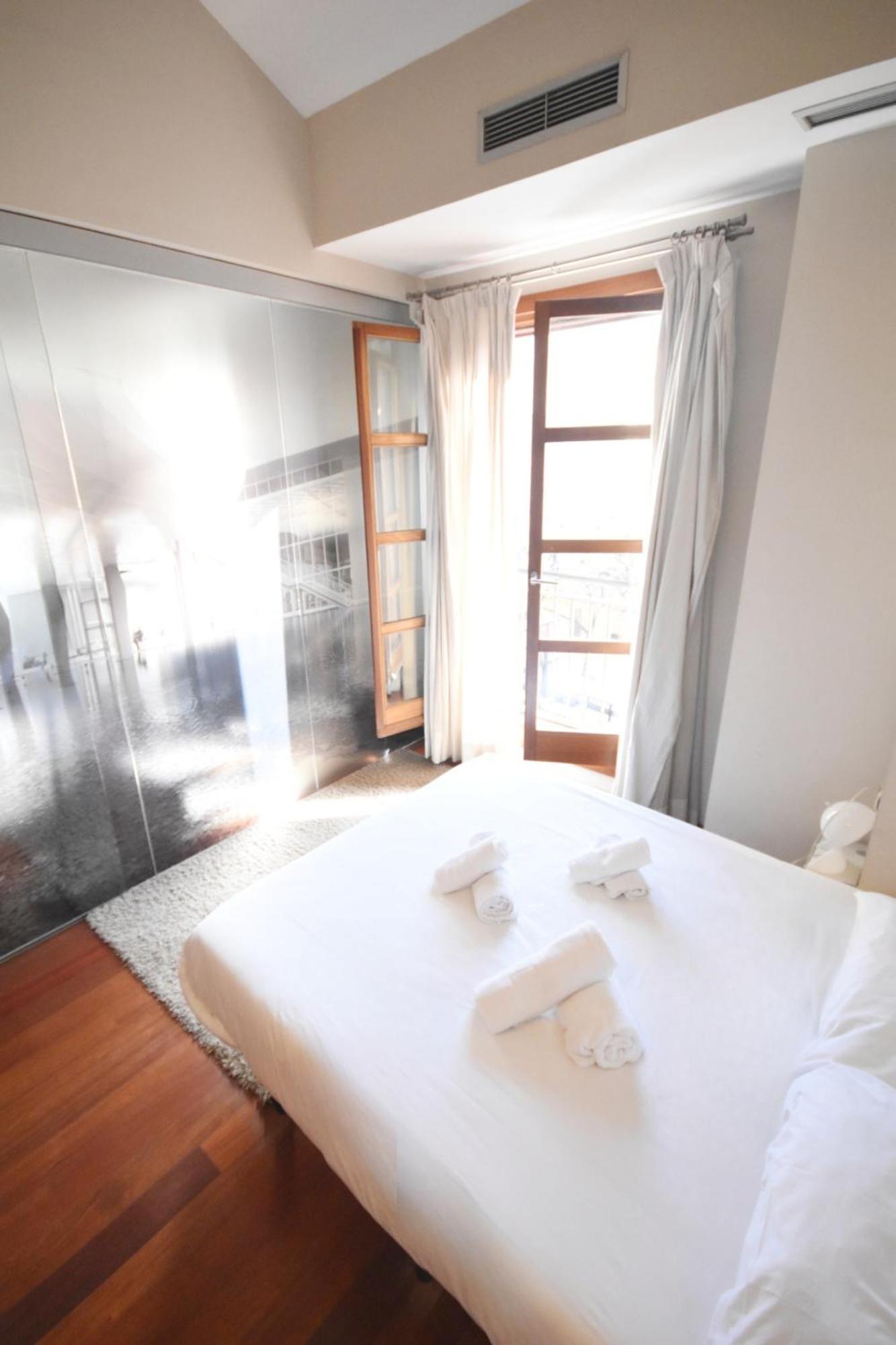 Bello Apartamento En La Plaza Del Tossal Valencia Eksteriør bilde
